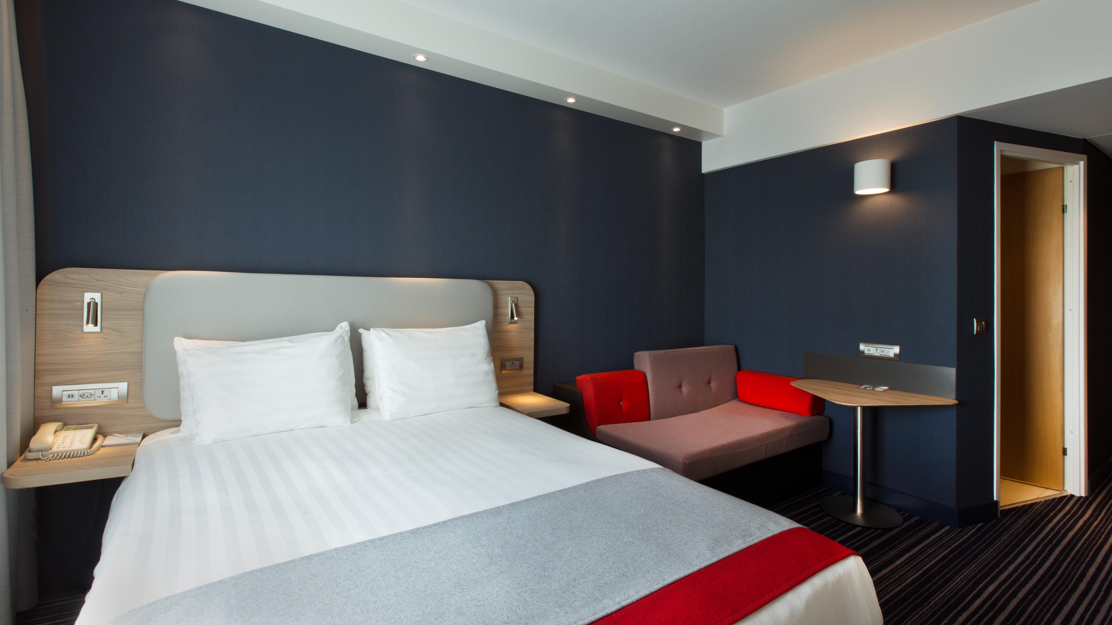 Holiday Inn Express Geneva Airport, An Ihg Hotel Εξωτερικό φωτογραφία